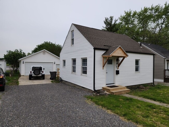 property at 141 W Lane Ave