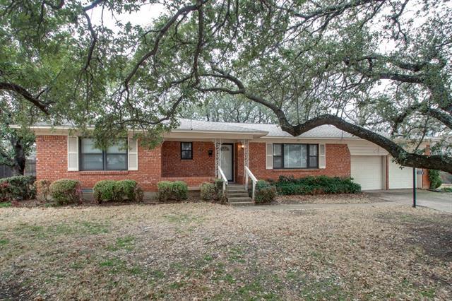 415 Degan Ave in Lewisville, TX - Building Photo - Building Photo