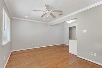 4931 Junius St, Unit 8 in Dallas, TX - Building Photo - Building Photo