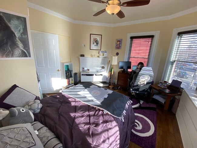 381 Highland Ave, Unit 2