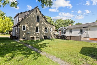 3202 W Main St in Belleville, IL - Building Photo - Building Photo