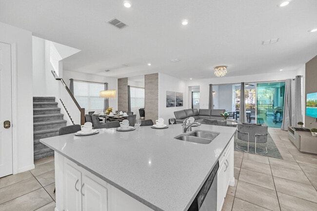 8939 Amelia Downs Trail