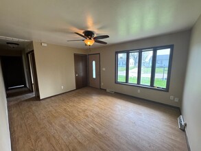733 39th Ave in East Moline, IL - Building Photo - Building Photo