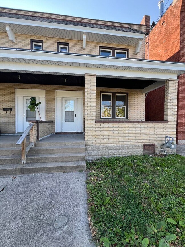 1502 Fernleaf St in Pittsburgh, PA - Building Photo - Building Photo