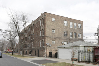 5045 W 24th St in Cicero, IL - Foto de edificio - Building Photo