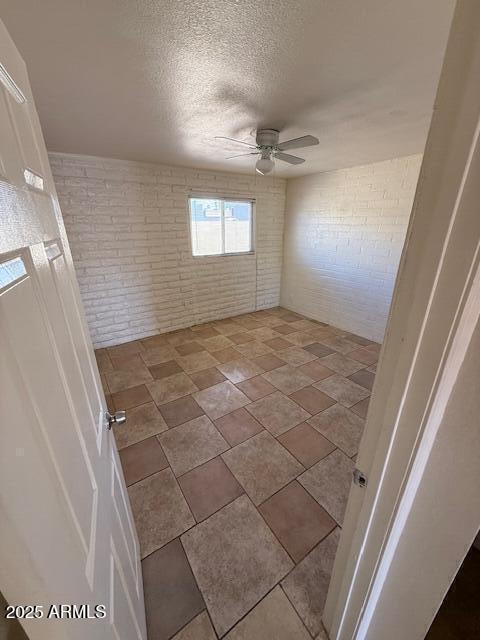 2333 W Glenrosa Ave in Phoenix, AZ - Foto de edificio - Building Photo