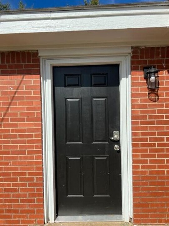 2821 SW 33rd St in Oklahoma City, OK - Building Photo