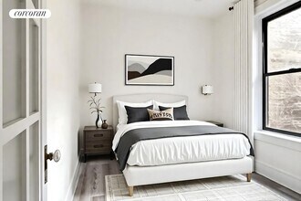 128 W 13th St in New York, NY - Building Photo - Building Photo