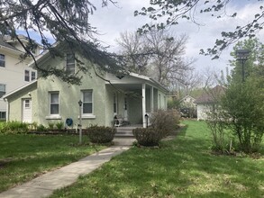 719 Washington St in Decorah, IA - Building Photo - Building Photo