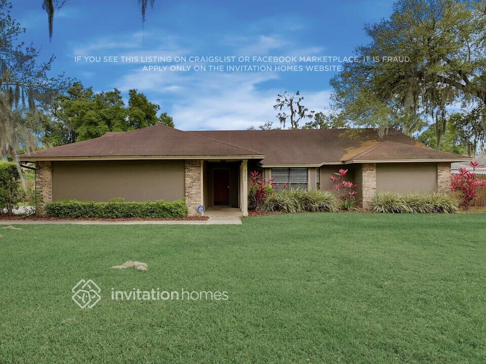 5902 Buck Run Dr in Lakeland, FL - Building Photo