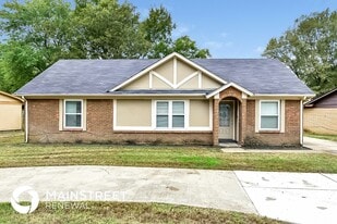 3243 Holly Berry Dr in Memphis, TN - Building Photo