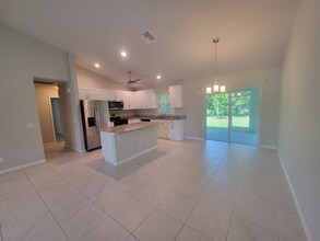 4012 Country Club Blvd in Cape Coral, FL - Building Photo - Building Photo