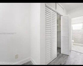 427 Santander Ave in Coral Gables, FL - Building Photo - Building Photo