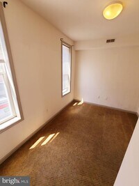 1607 OXFORD St photo'