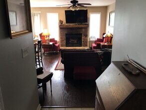 753 Brittany Ln in Island Lake, IL - Foto de edificio - Building Photo