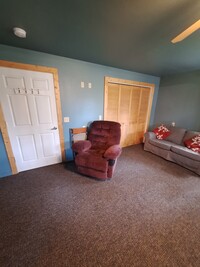 361 Adkins Valley Ln, Unit Mother In Law Suite in Sheridan, WY - Building Photo - Building Photo