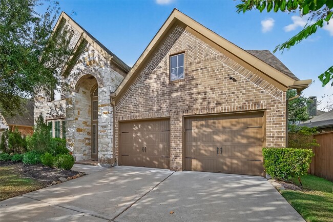property at 16810 Whighams Pl