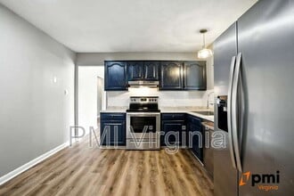 3100 Kenelm Dr in Chesapeake, VA - Building Photo - Building Photo