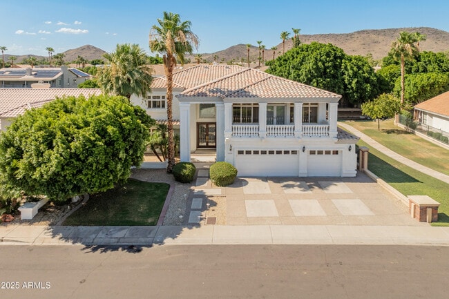 5820 W Del Lago Cir in Glendale, AZ - Foto de edificio - Building Photo