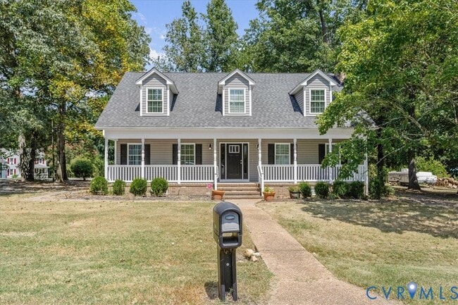 property at 400 Derbycreek Ln