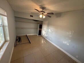 3180 Orange St in Boynton Beach, FL - Building Photo - Building Photo