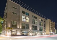 Warehouse Artist Lofts in Sacramento, CA - Foto de edificio - Primary Photo