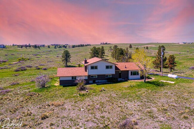 property at 1735 Co Rd 194