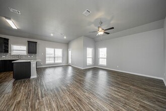 611 Hollyhock Dr in Temple, TX - Building Photo - Building Photo
