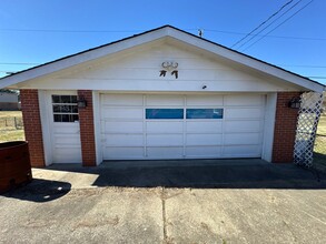 3604 Downing Way in Louisville, KY - Foto de edificio - Building Photo