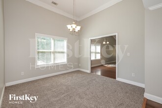 660 Herring Rd in Grayson, GA - Building Photo - Building Photo