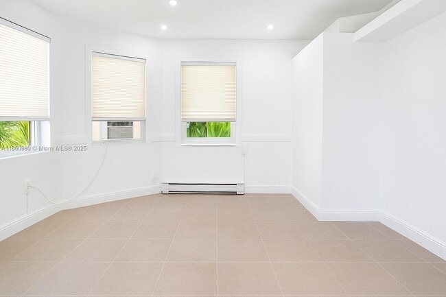 property at 5807 SW 25th St