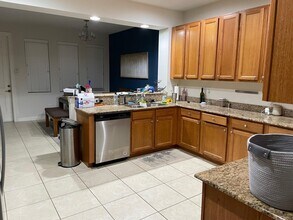 499 Corte Madera Ln in West Palm Beach, FL - Building Photo - Building Photo