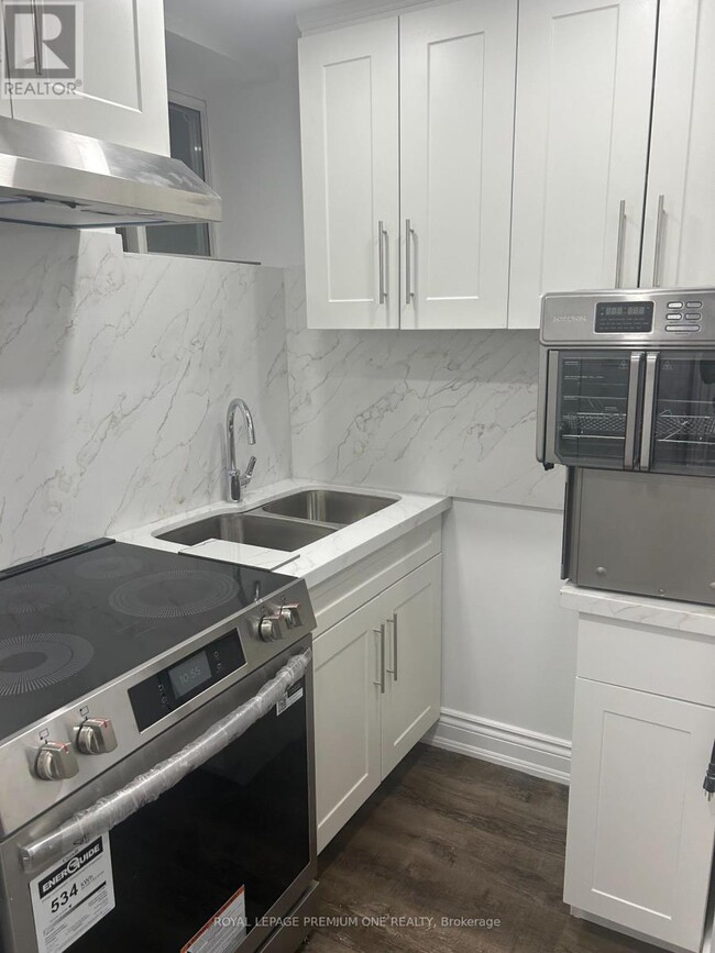 property at 28 Elsinore St