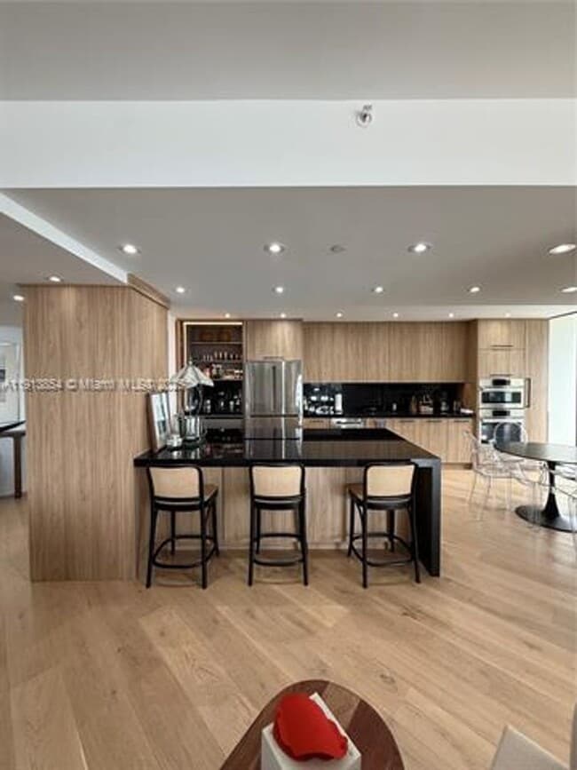 19500 Turnberry Way in Aventura, FL - Building Photo - Building Photo