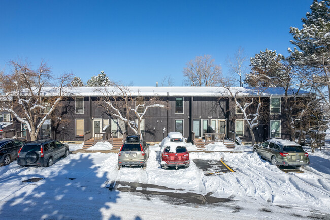 1165 Bear Mountain Dr in Boulder, CO - Building Photo - Building Photo