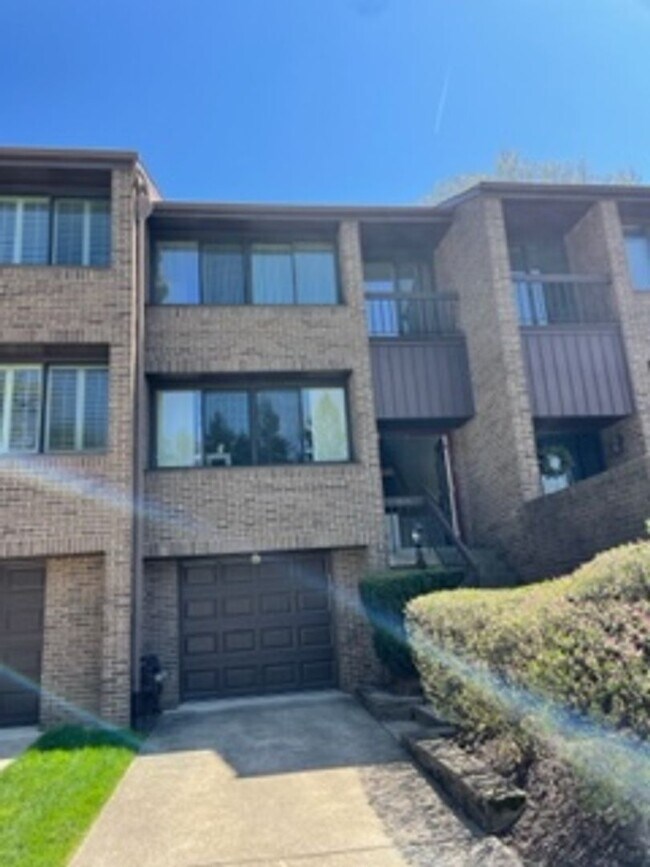 property at 804 Fairways Dr