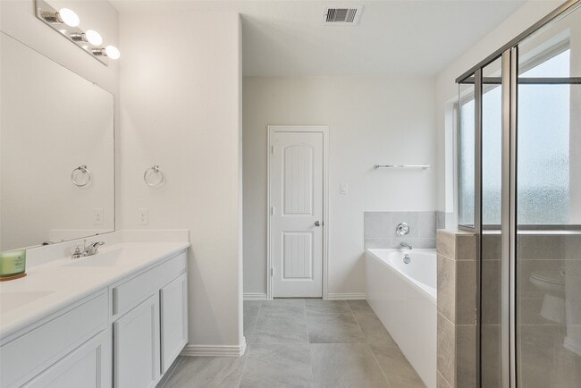 6822 Barrington Crk Trce