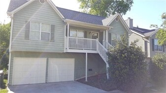 2749 Sanibel Ln SE in Smyrna, GA - Building Photo