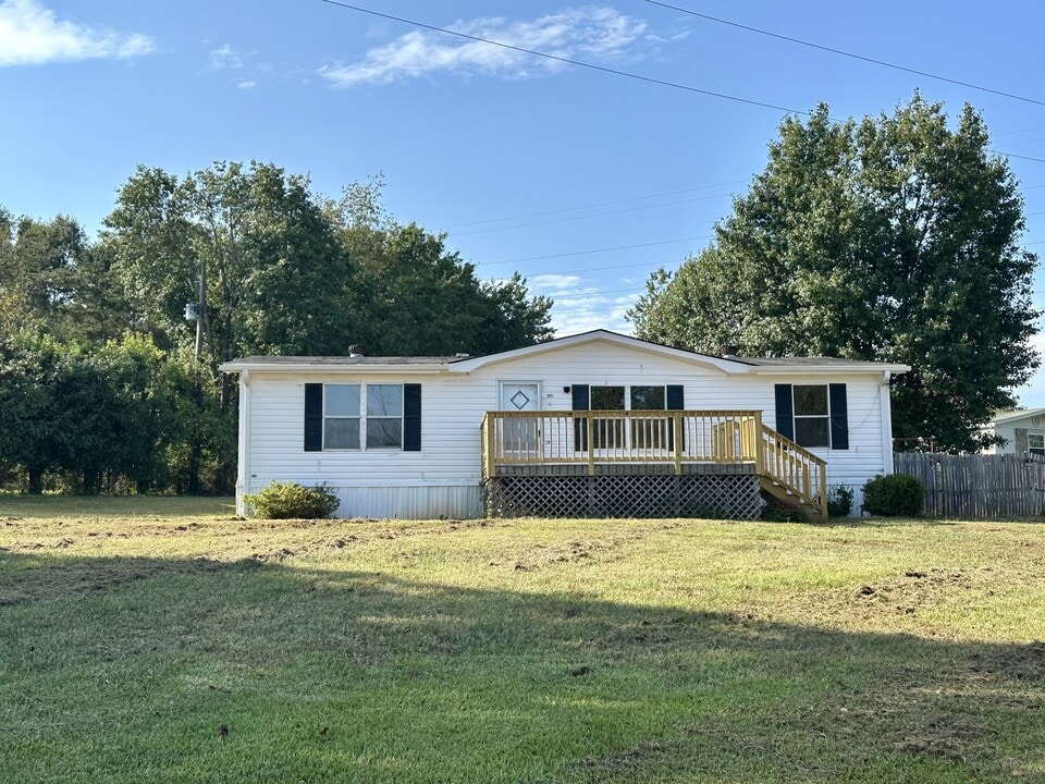 605 Latham Rd in Easley, SC - Building Photo