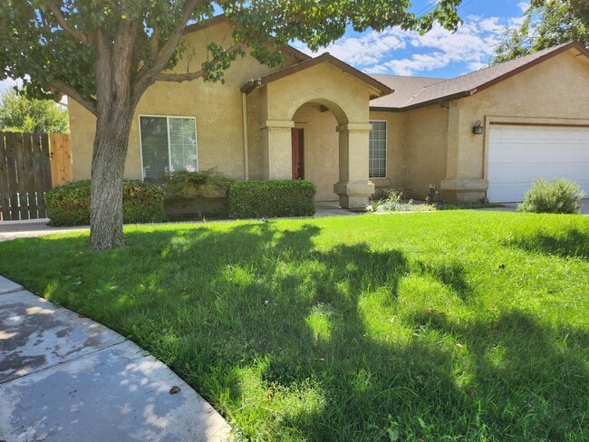 property at 682 W Forest St