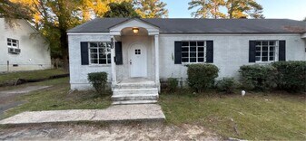 1406 Briarcliff Dr in Fayetteville, NC - Building Photo