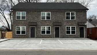 724 Commerce St in Clarksville, TN - Building Photo