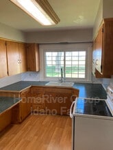 510 N 15 W in Blackfoot, ID - Foto de edificio - Building Photo