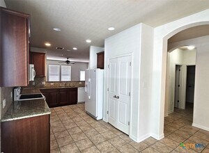 213 Ranch House Rd in Cibolo, TX - Building Photo - Building Photo