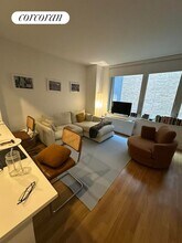 501 E 74th St in New York, NY - Building Photo - Building Photo