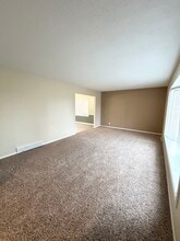 5109 Coachman Rd in Bettendorf, IA - Building Photo - Building Photo