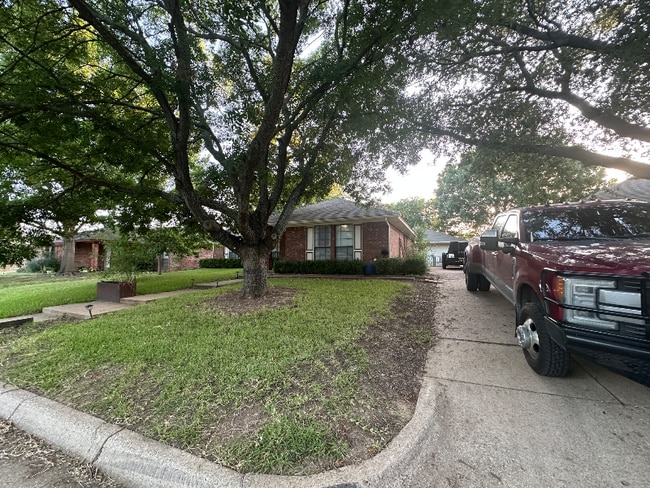 5208 Stagetrail Dr