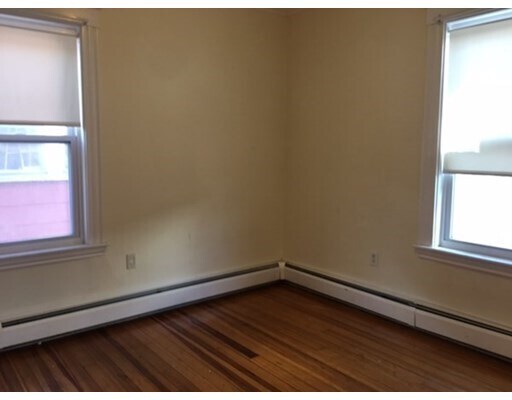 23 Park St-Unit -2 in Salem, MA - Building Photo - Building Photo