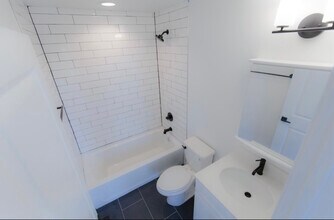 417 W North Ave in Chicago, IL - Building Photo - Building Photo