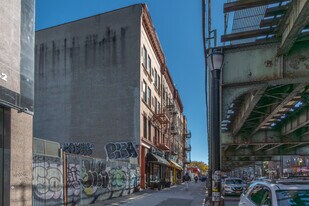 1637 Broadway in Brooklyn, NY - Building Photo